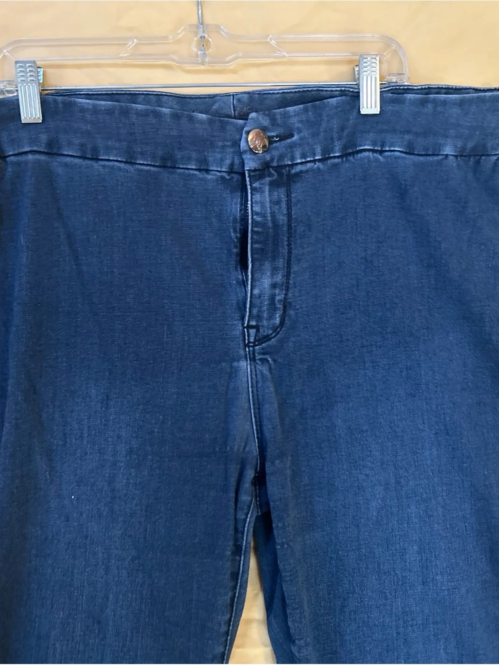 Plus size Melissa McCarthy Seven7 high waisted blue jeans size 20, stretchy soft
